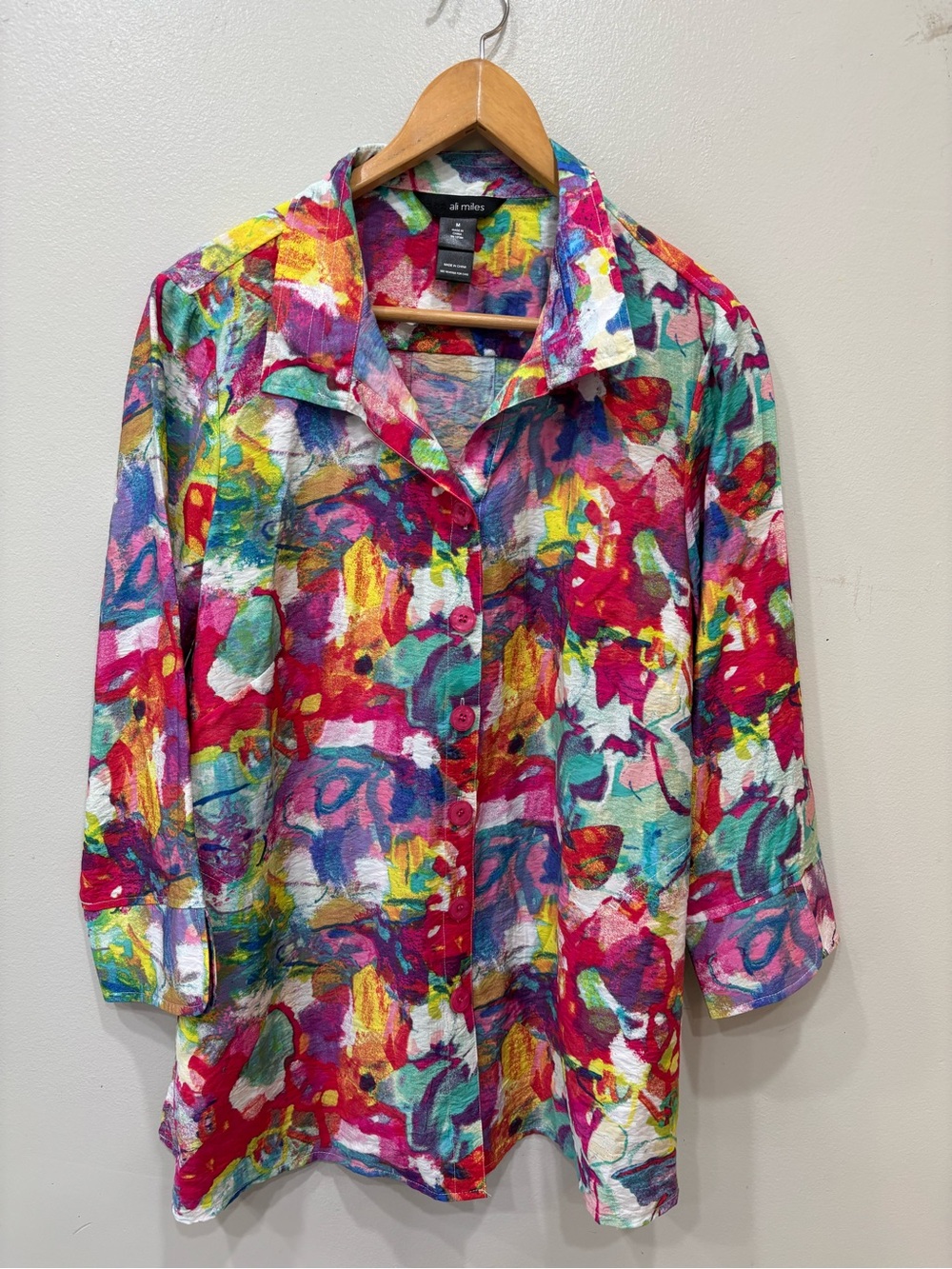 Ali Miles Wired Collar Button Front Abstract Tunic Top Women’s Medium Size NEW
